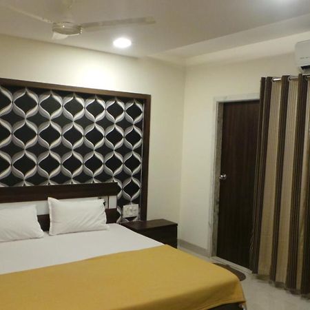 Hotel Galaxy Residency Vasai-Virar Exterior foto